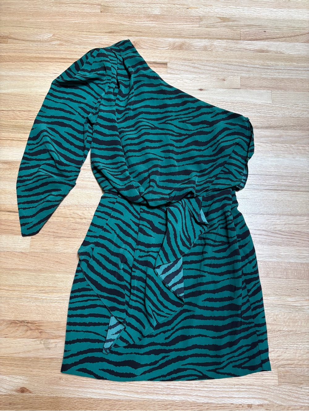 tiger/zebra print one-shoulder mini dress size Medium